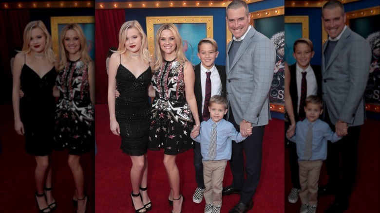 Ava Phillippe, Reese Witherspoon, Deacon Phillippe, Jim Toth si Tennessee Toth